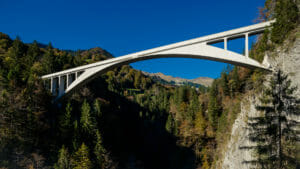 Quale è il ponte più lungo costruito in calcestruzzo?