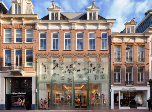 Crystal Houses, il gioiello olandese dalla facciata in vetro portante