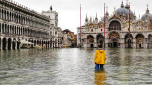 Acqua alta a Venezia, il MOSE non si alza