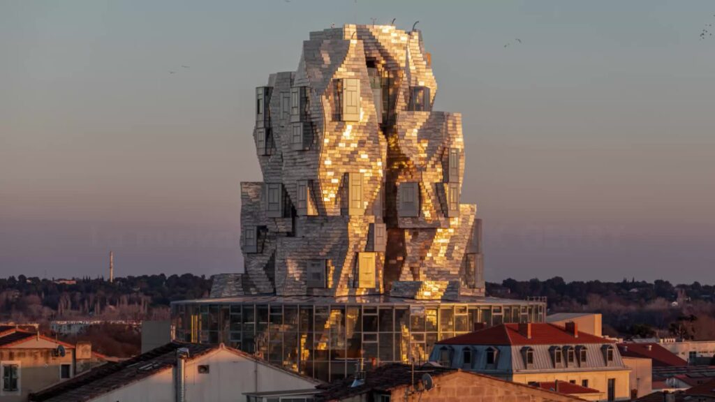 Torre Arles, l'ultima opera di Gehry nel nuovo parco delle arti francese