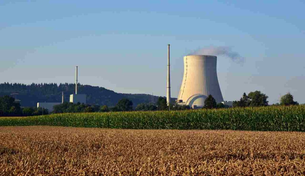 Una centrale nucleare (Pixabay)