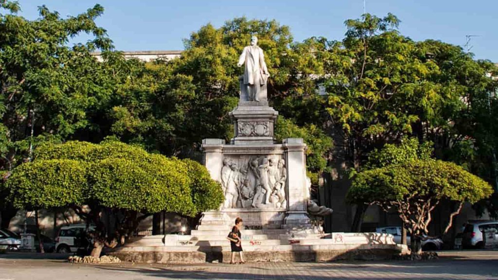 Piazza de Nava